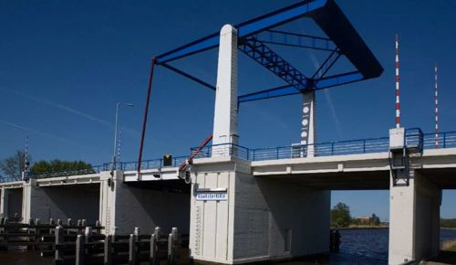 Beperkte doorvaart Prinses Margrietkanaal - brug Kootstertille