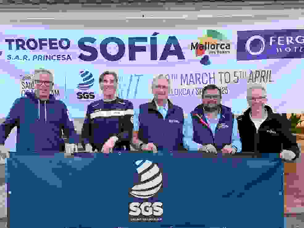 vlnr Dirk Ramhorst (Kieler Woche), Simon Keijzer (Dutch Water Week), Fred Hagedoorn (LA Olympic Classes Regatta), Ferrán Muniesa en Ed Russo (SOF Hyerès)